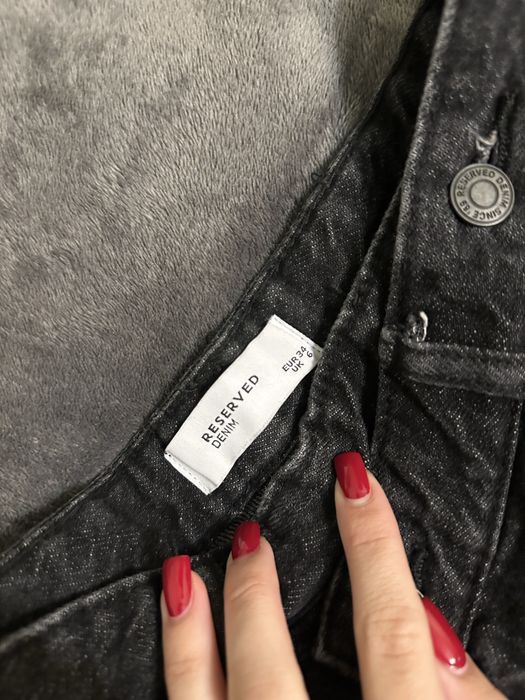 Жіночі шорти в гарному стані