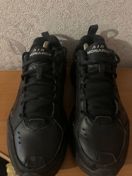кроссовки Nike AIR Monarch