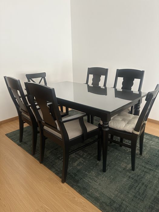 Conjunto de mesa e cadeiras Ikea