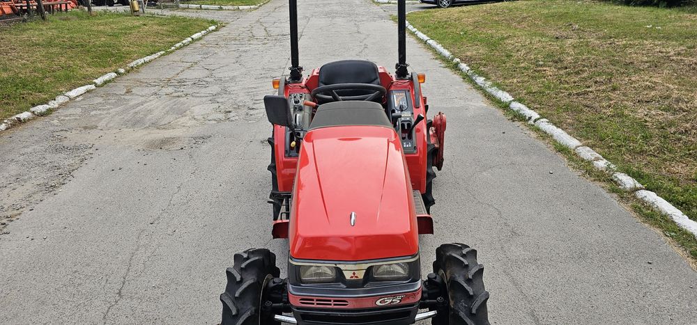 Mitsubishi MT 200 Трактор Мінітрактор