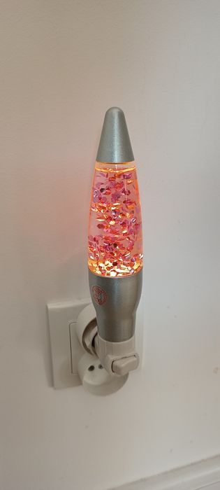 Lampka różowa z konfetti