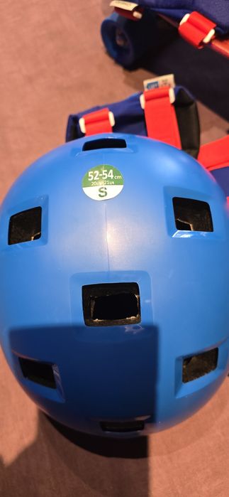 Skate novo com protecção