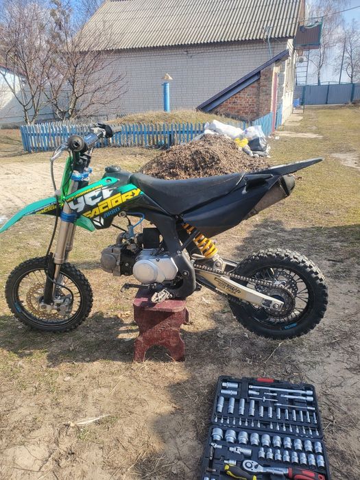 Мото пітбайк ycf sp2 125 кубів