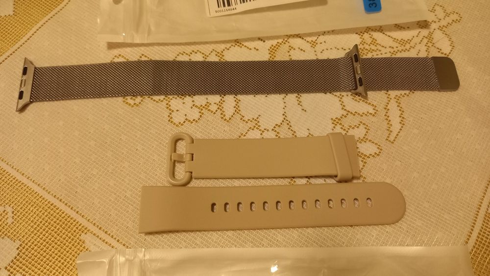 Duas pulseiras para relogio ( novas, nunca usadas)