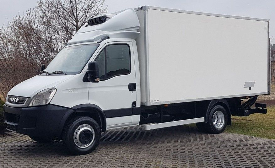 Utylizacjia odbiór opróżnianie domów mieszkań piwnic