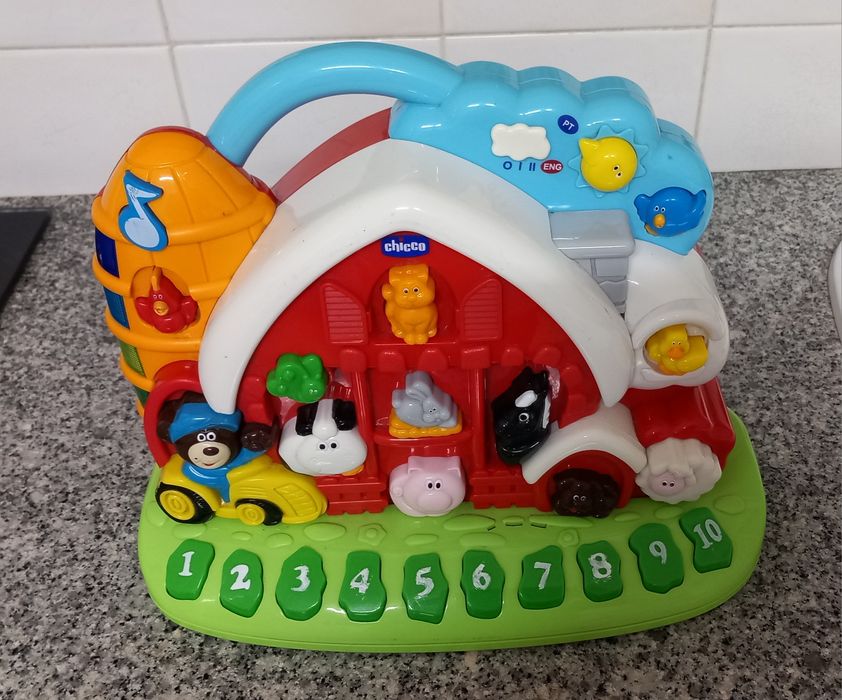 BRINQUEDO BEBÉ"A QUINTA"DA CHICCO.Brincar em Casa,Quarto,Sala,Cozinha.