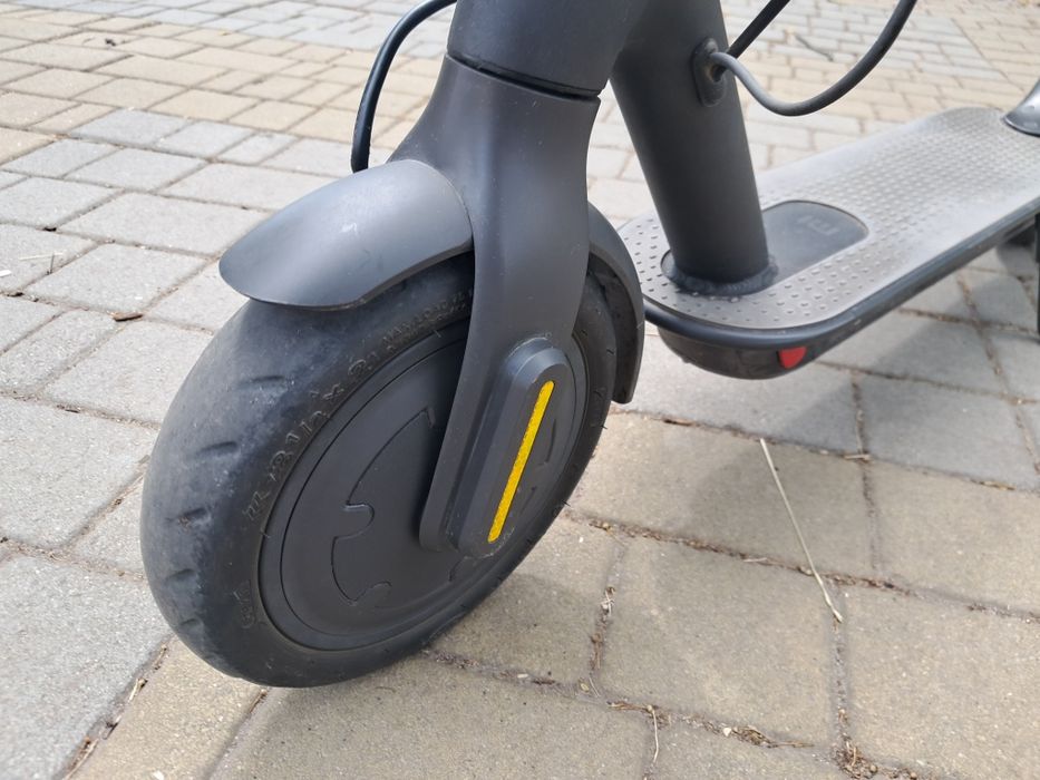 Электросамокат Xiaomi Mi Electric Scooter 1s Black