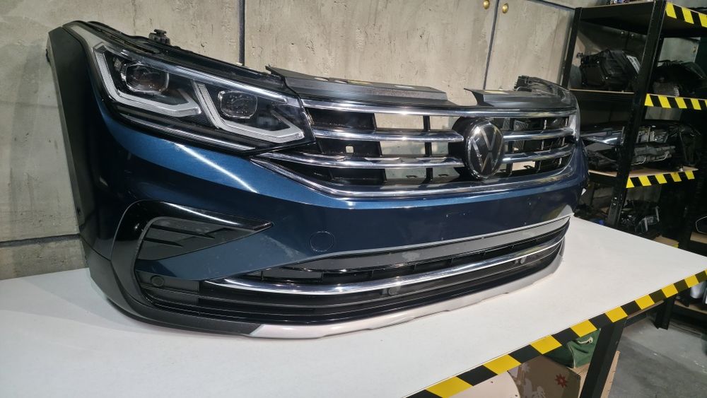 VW Tiguan 2 IQ.Light Matrix передок бампер + фари оригінал Європа