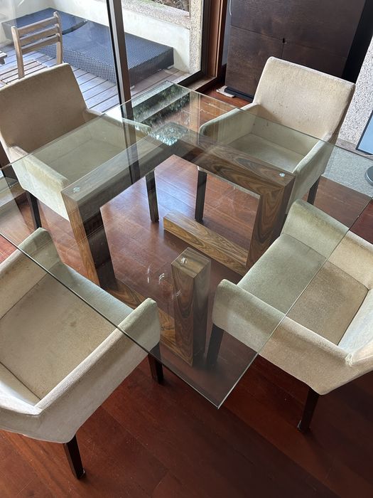 4 Cadeiras para mesa de jantar