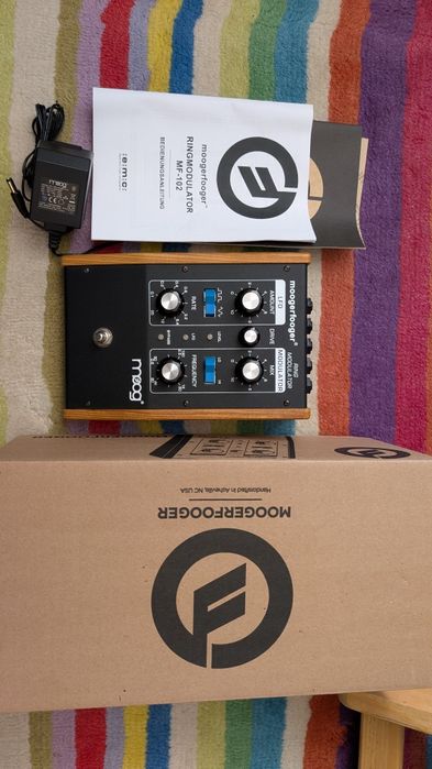 Moog moogerfooger MF-102 ring modulator