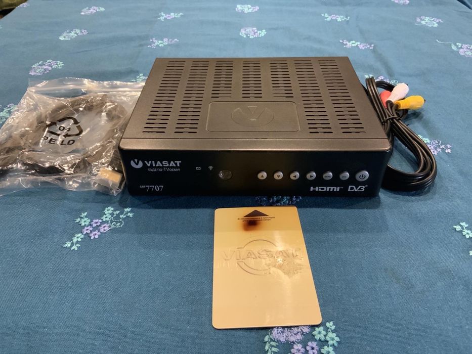 Тюнер Viasat SRT7707