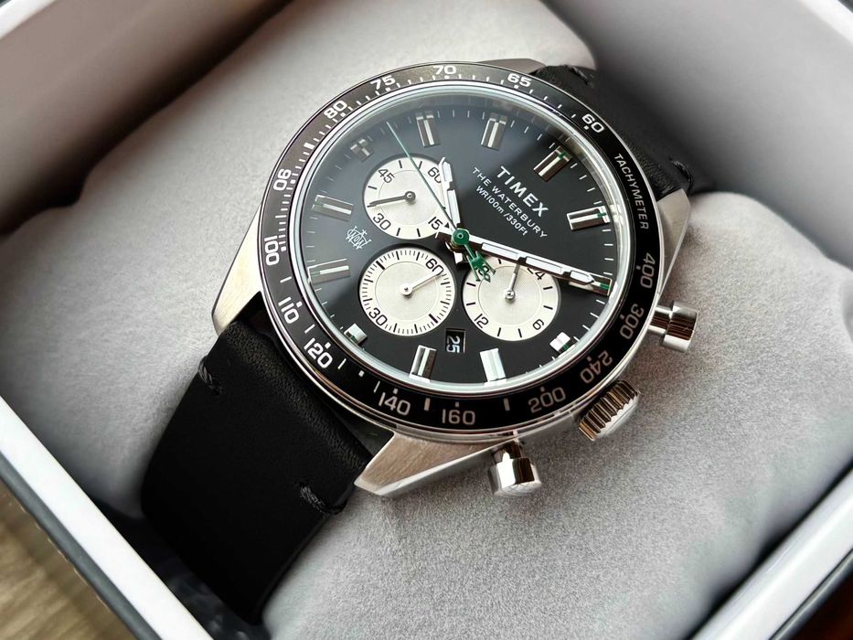 Nowy Zegarek Timex Waterbury Chronograph Panda