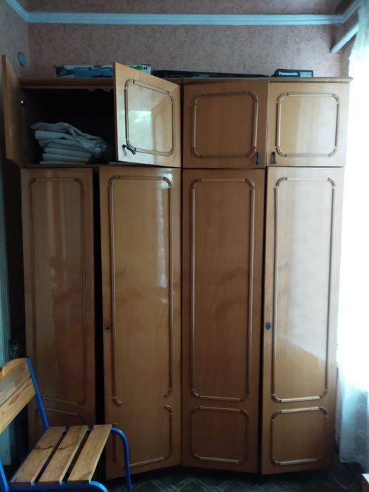 Продам спальный гарнитур
