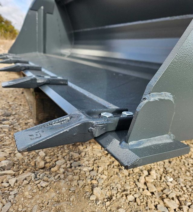 Krokodyl do ładowacza czołowego ! Łyżka 4w1 SONAROL