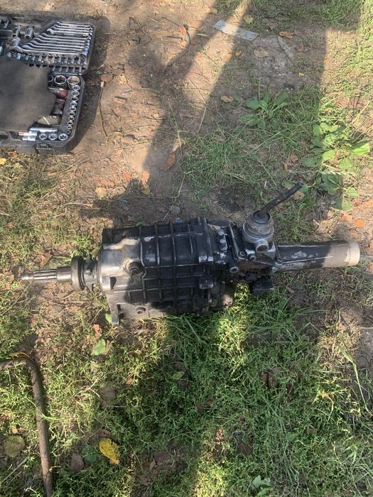 Продам коробку волга 31039 ( 5 ступка )