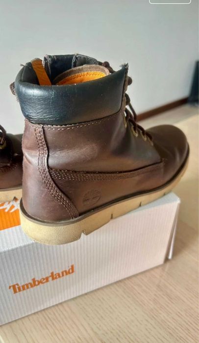 Botas Timberland em Pele | Castanho Escuro | Com Caixa Original
