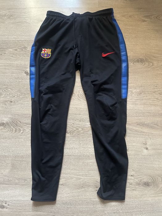 Спортивные штаны nike