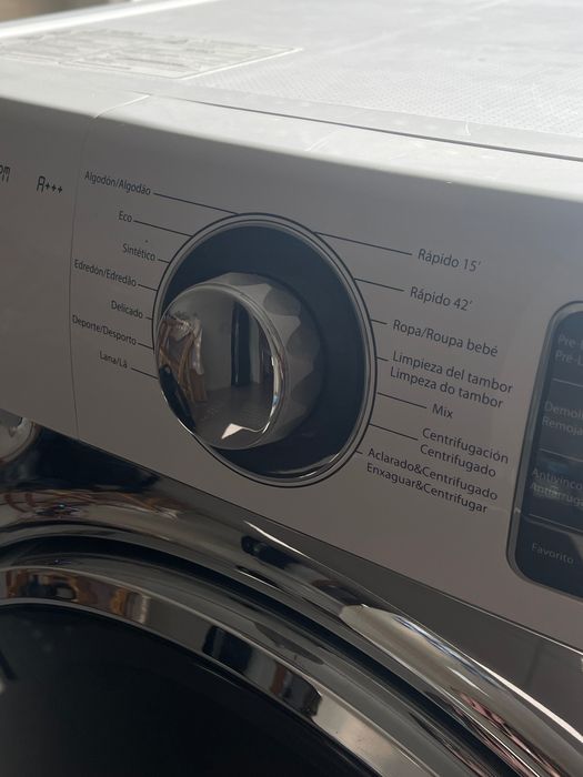 Máquina de Lavar Roupa Jocel Nova