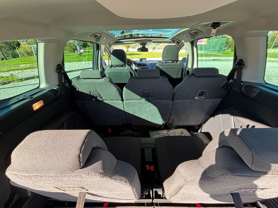 Peugeot 5008 Allure 1.6 full Extras 7 lug Nacional 65700km