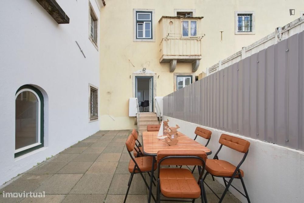 Quarto - localizado em Chiado Lisbon