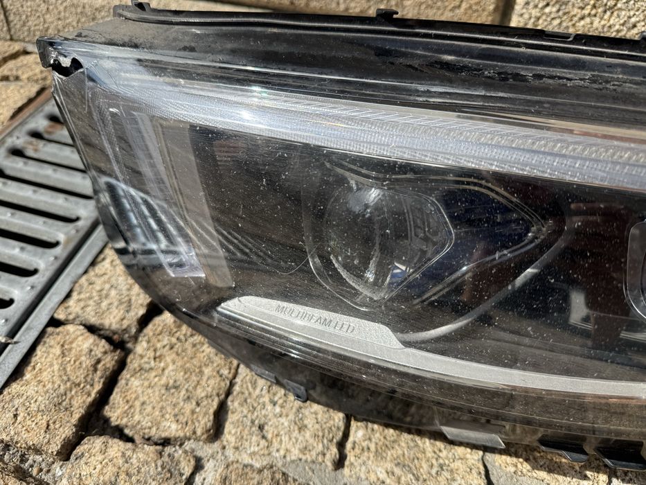 Farol LED Mercedes CLS C257