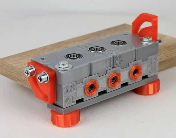 Кондуктор універсальний для конфірматів та шкантів  ДСП 16 і 18