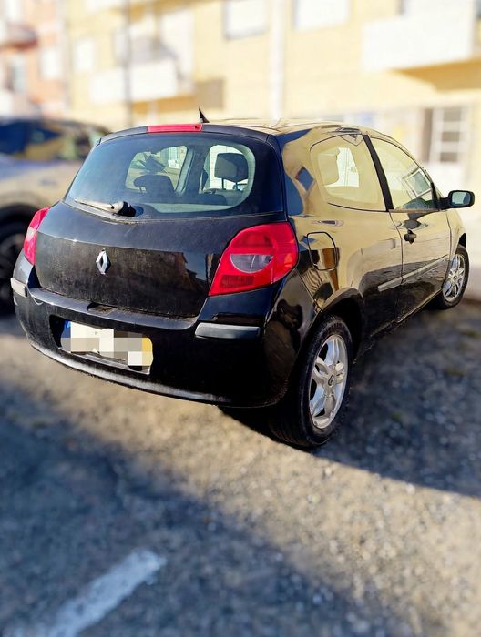 Renault Clio III 1.2 16V — 2005