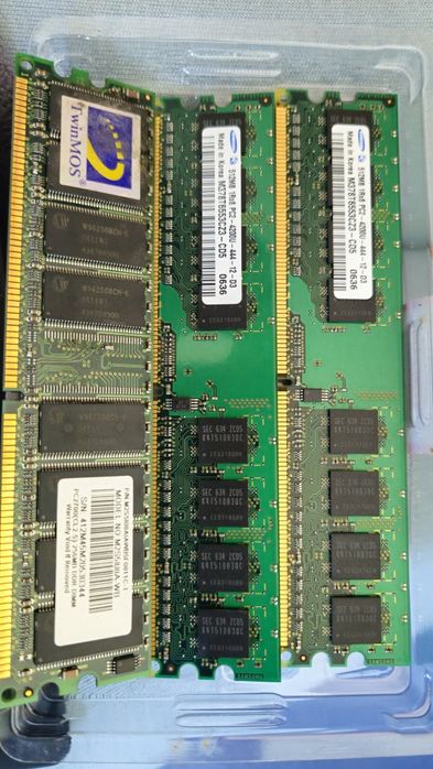 CPU P4 e Intel Celeron + Memórias variadas