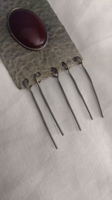 Colar étnico em bom estado