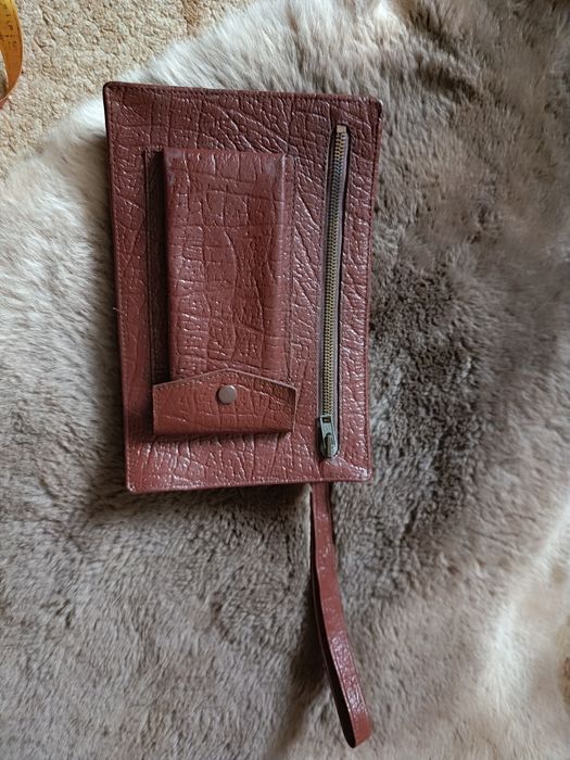 Vintage saszetka męska -klasyka gatunku i styl retro