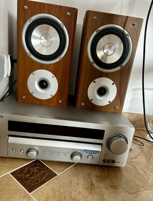 * amplituner Kenwood KRF-V5200