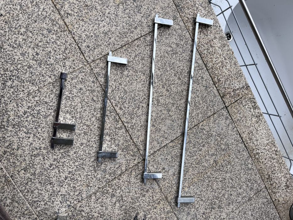 Conjunto toalheiros e suporte de duche em inox