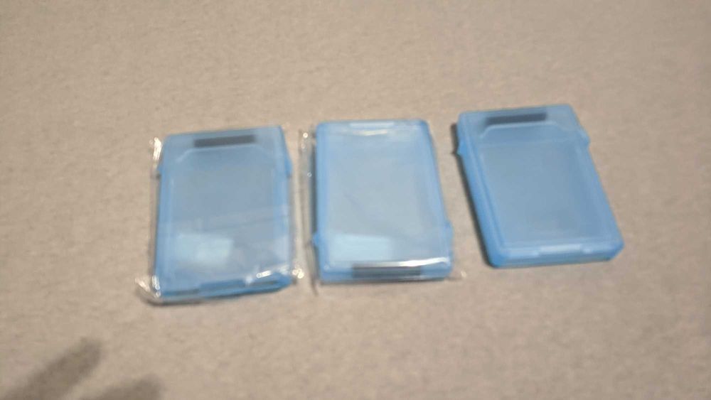 ETUI na dyski 2.5 plastikowe