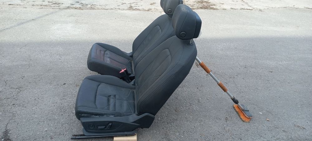 Кожаный салон Audi Q3 F3 19+