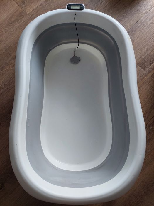 Skladana wanienka do kąpieli dla niemowląt
