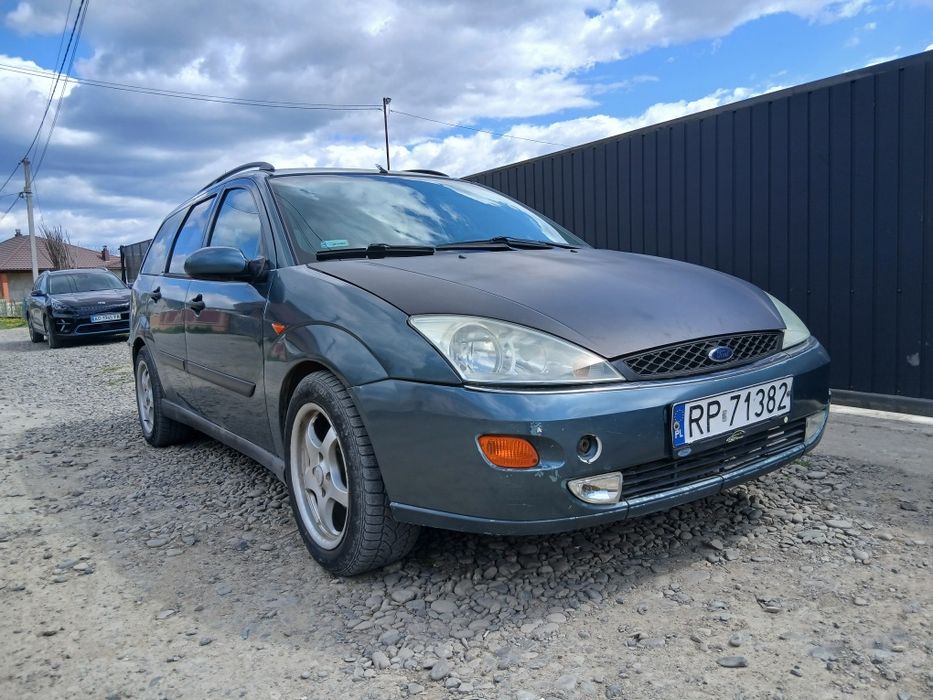 В продажі Форд фокус 1.8Tdci на механіці