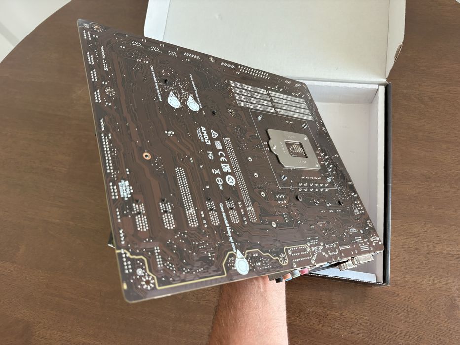 Motherboard MSI Z390-A PRO com ram ddr4 e cpu intel incluído