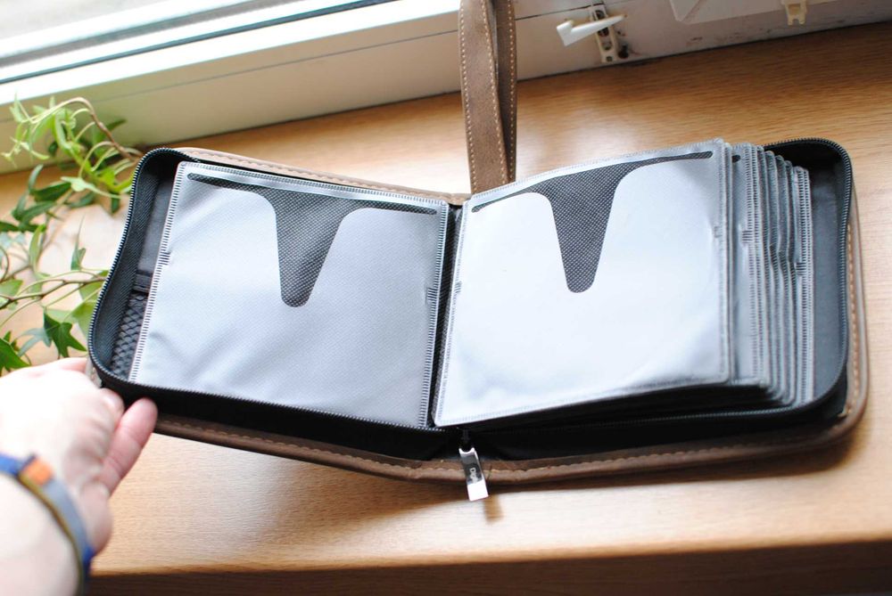 Сумка кейс чохол для CD-DVD дисків 40 шт