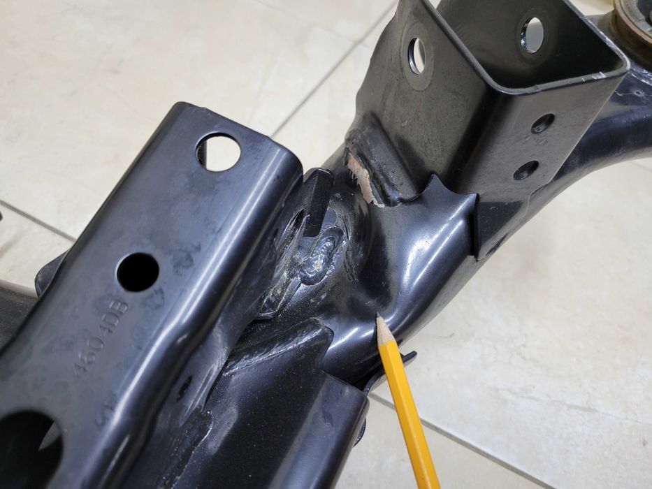 Подрамник задний підрамник Suabru Forester SL 2024 2025 2026