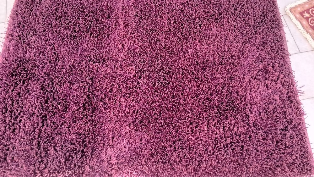 Vendo carpete bordô