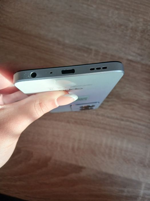 Sprzedam telefon Oppo A79 5G