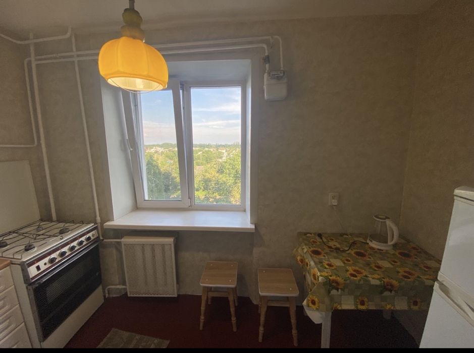 Продам 1-кімнатну квартиру,можливо під виплату,