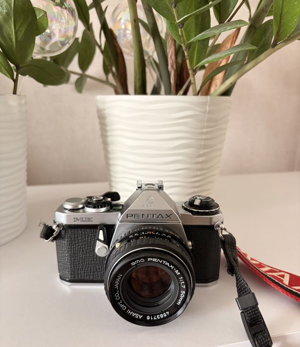 Pentax ME + Pentax 50 1.7