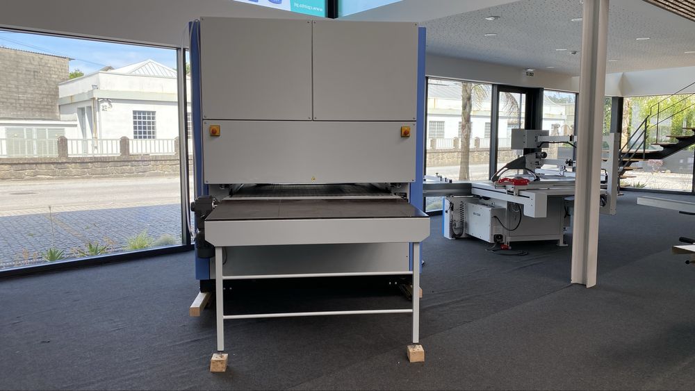 Lixadora Butfering HOMAG SCO 213