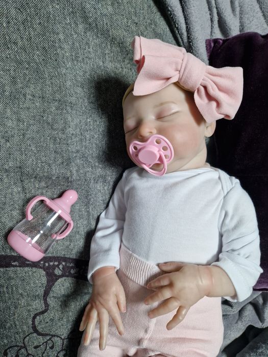 Boneco reborn.  Novo