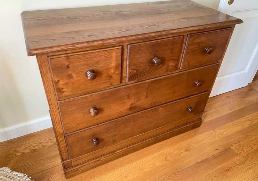 Quarto completo de madeira maciça