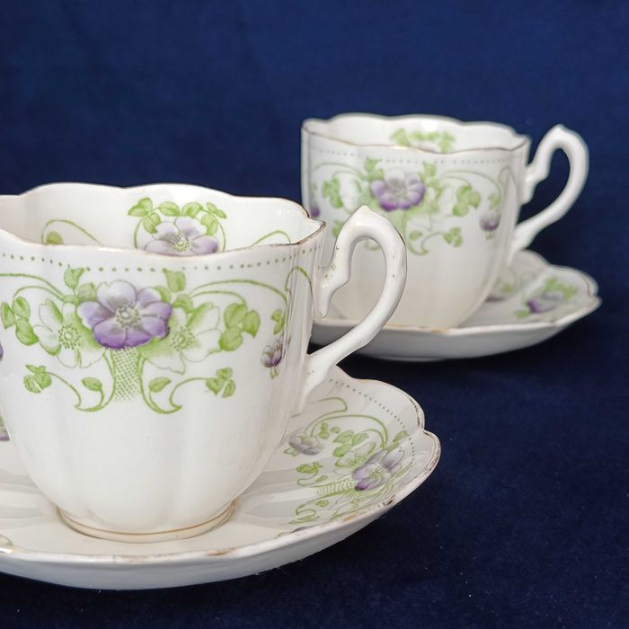 **FIOŁKI filiżanka porcelana William Lowe Works 1912_1914