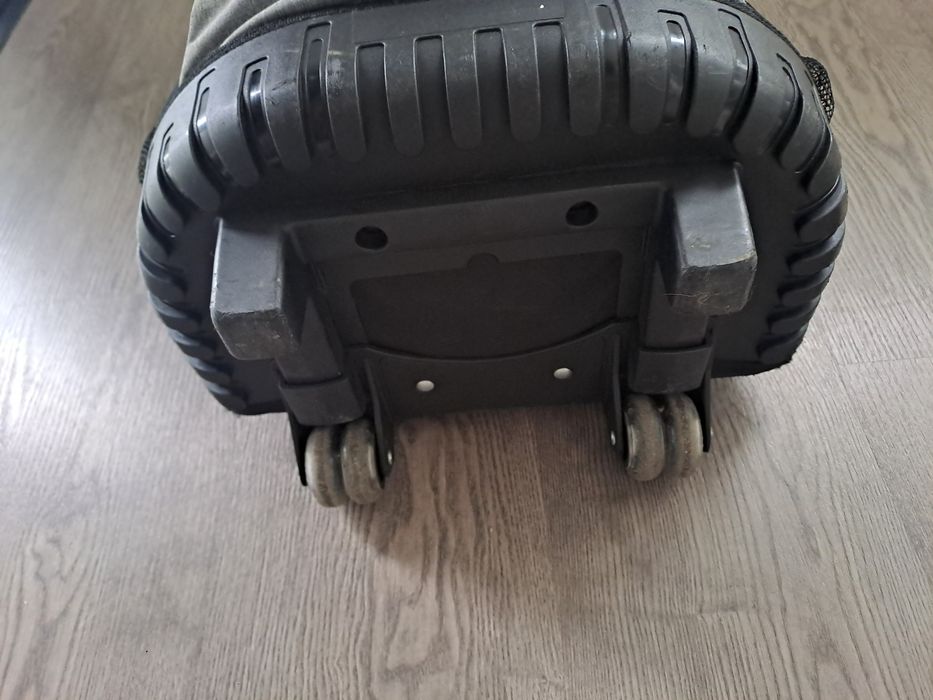 Mochila com estojo e lancheira