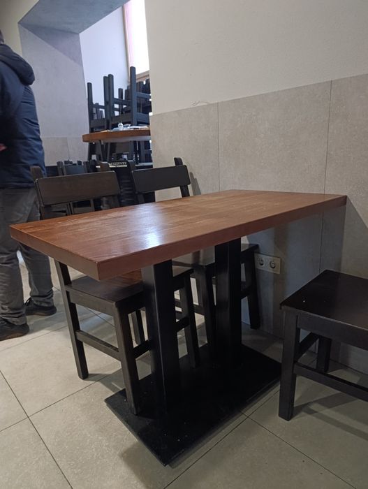 Стіл у стилі лофт