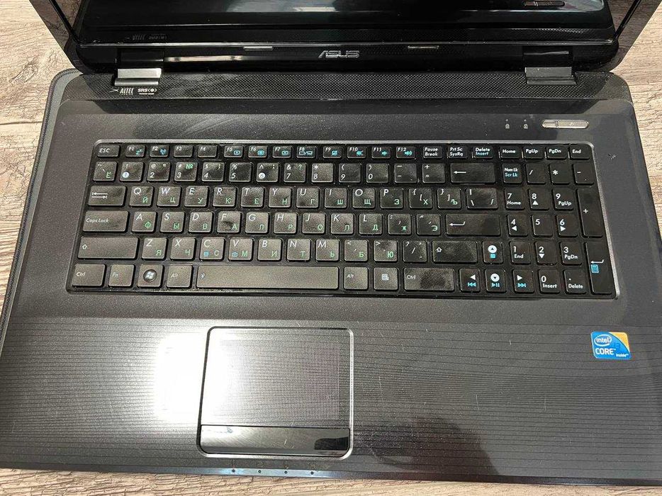 Ноутбук 17,3 ASUS A72J intel Core i3 4*2,53GHz